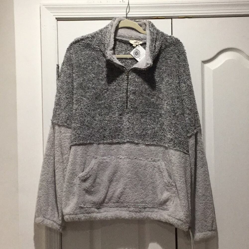 Entro xl fuzzie 1/4 zip pull over cozy soft NWT